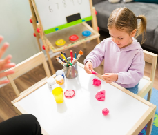 Romanya çocuk terapisi